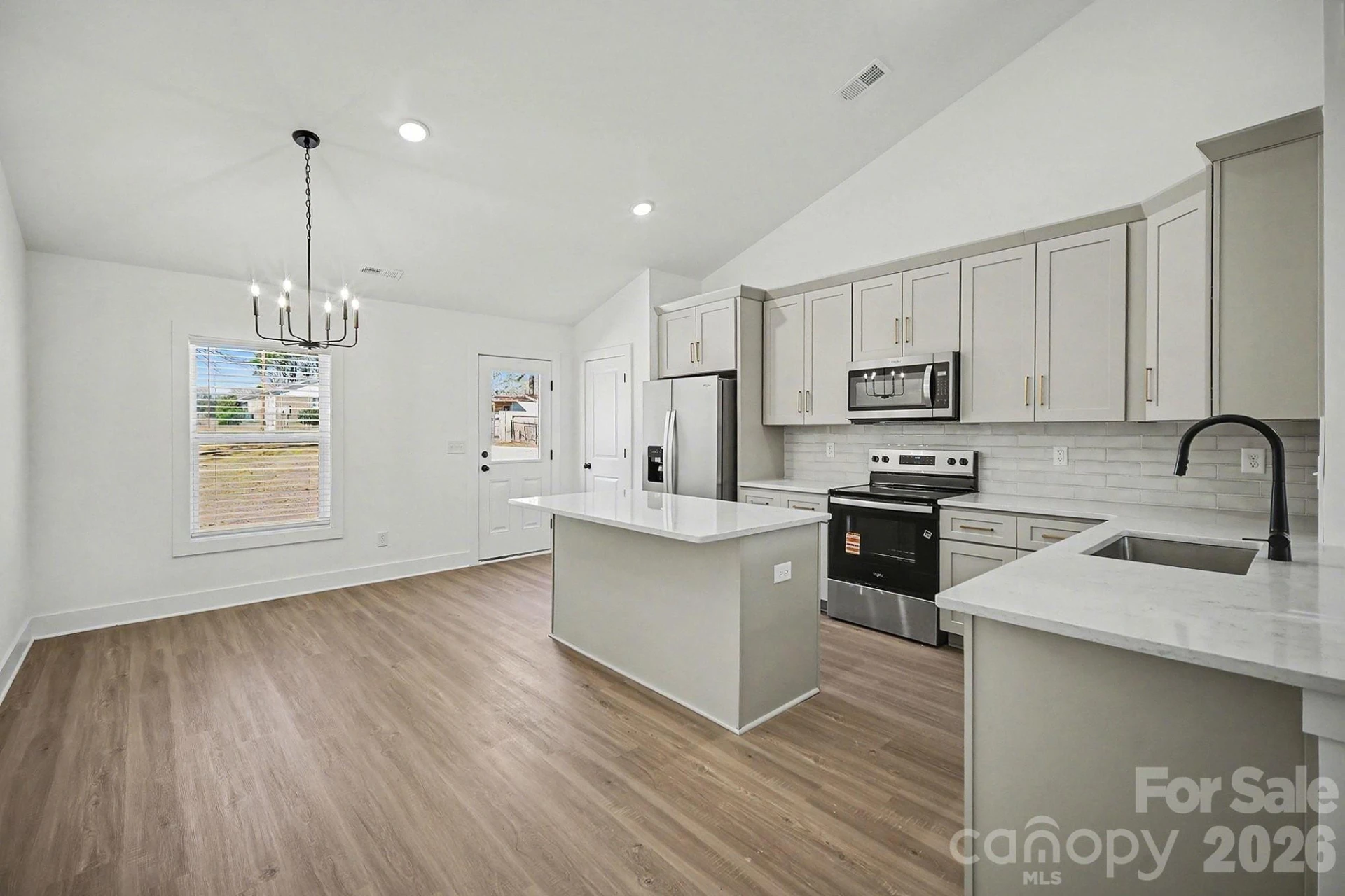 2025 Picnic Drive - Photo 5