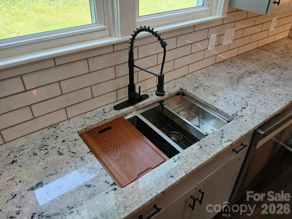 105 Inman Avenue - Photo 27