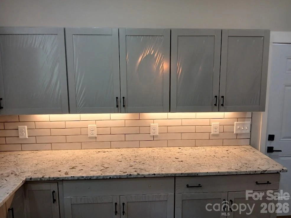 105 Inman Avenue - Photo 29