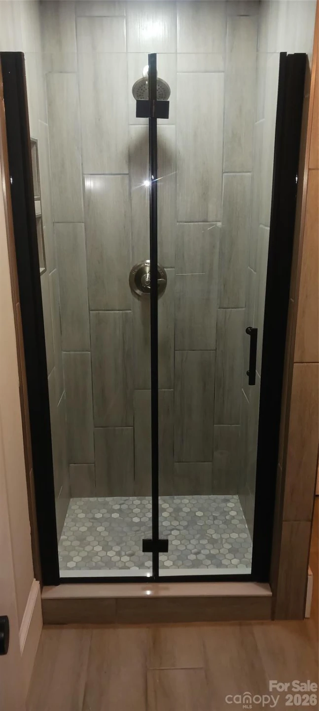 105 Inman Avenue - Photo 33