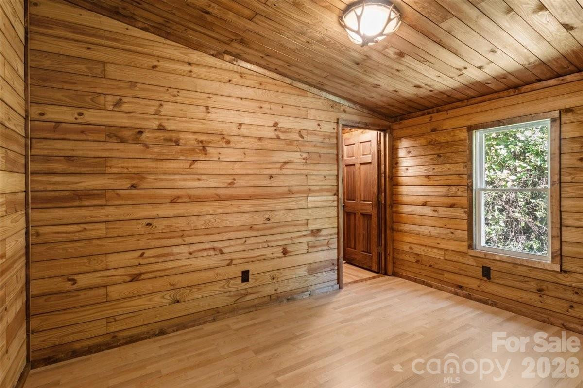 1050 Wyatt Town Road - Photo 12