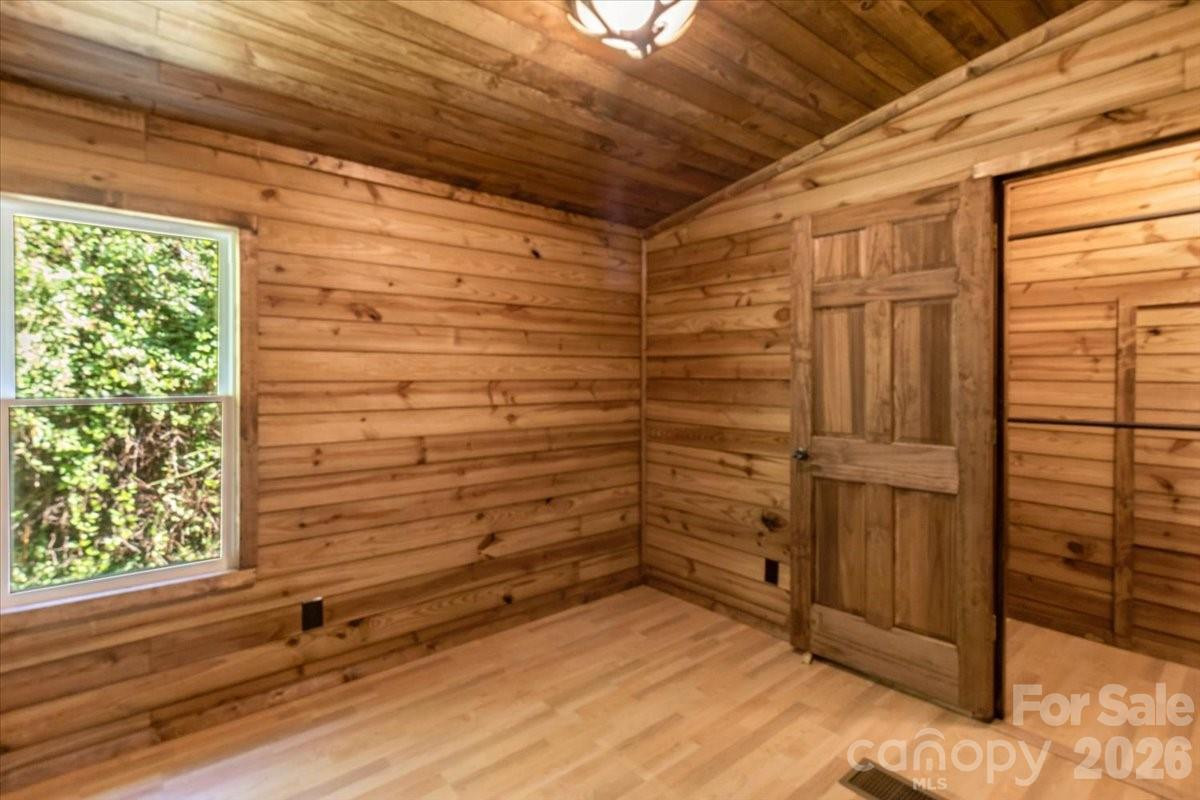 1050 Wyatt Town Road - Photo 14