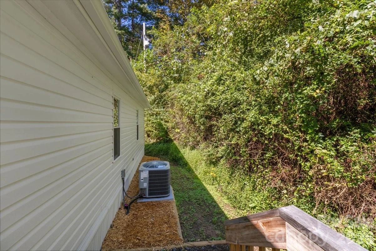 1050 Wyatt Town Road - Photo 18