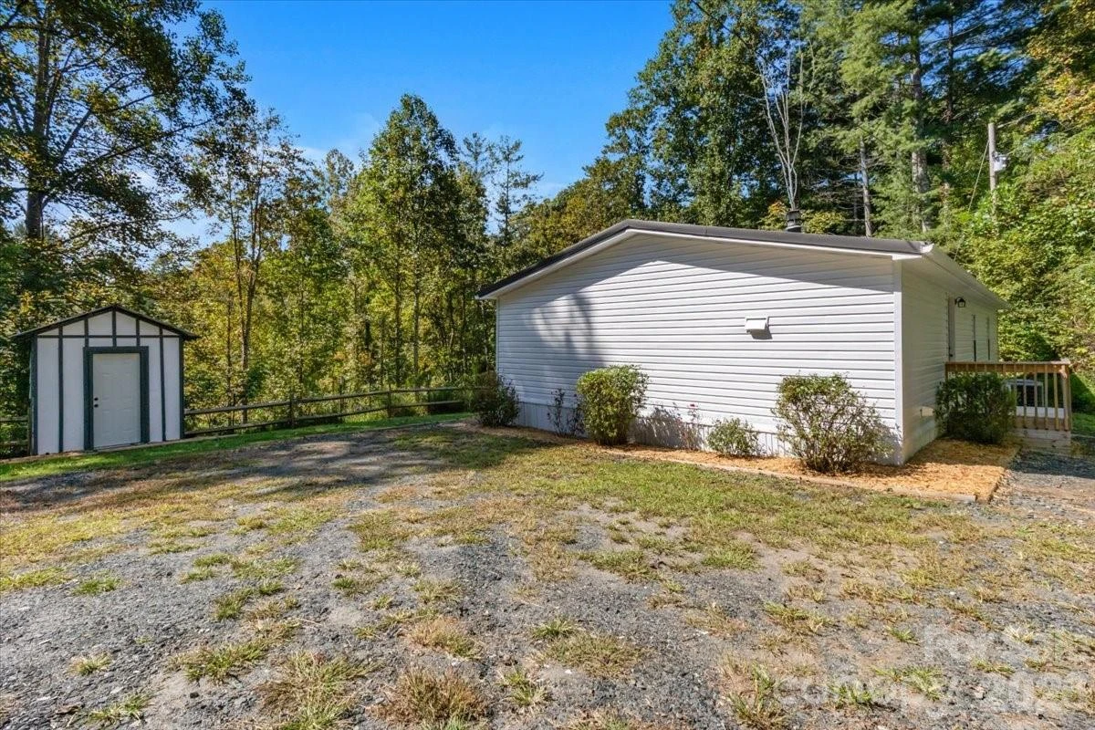 1050 Wyatt Town Road - Photo 19