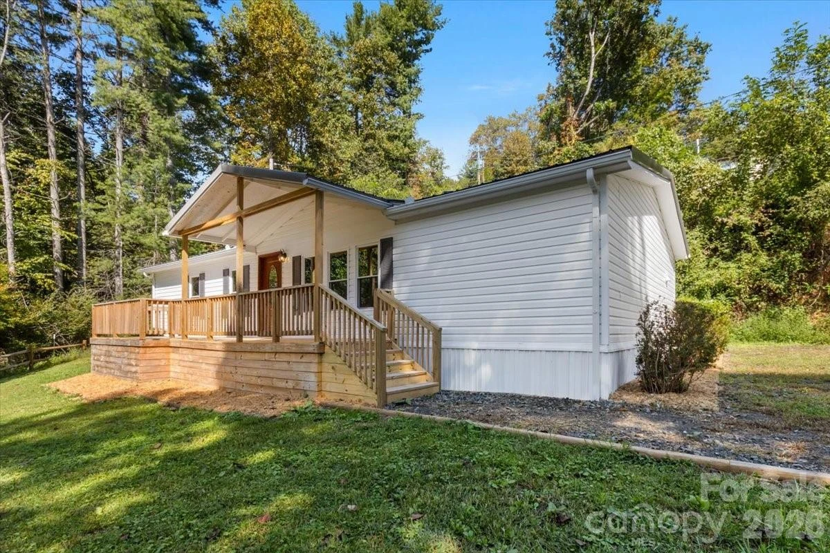 1050 Wyatt Town Road - Photo 3