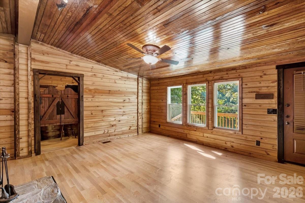 1050 Wyatt Town Road - Photo 6