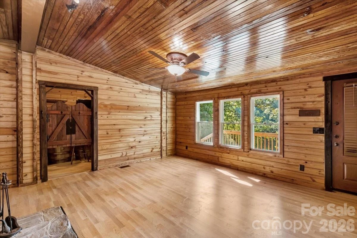 1050 Wyatt Town Road - Photo 6