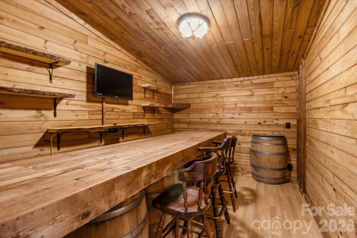 1050 Wyatt Town Road - Photo 8