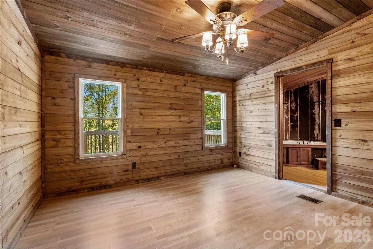 1050 Wyatt Town Road - Photo 9