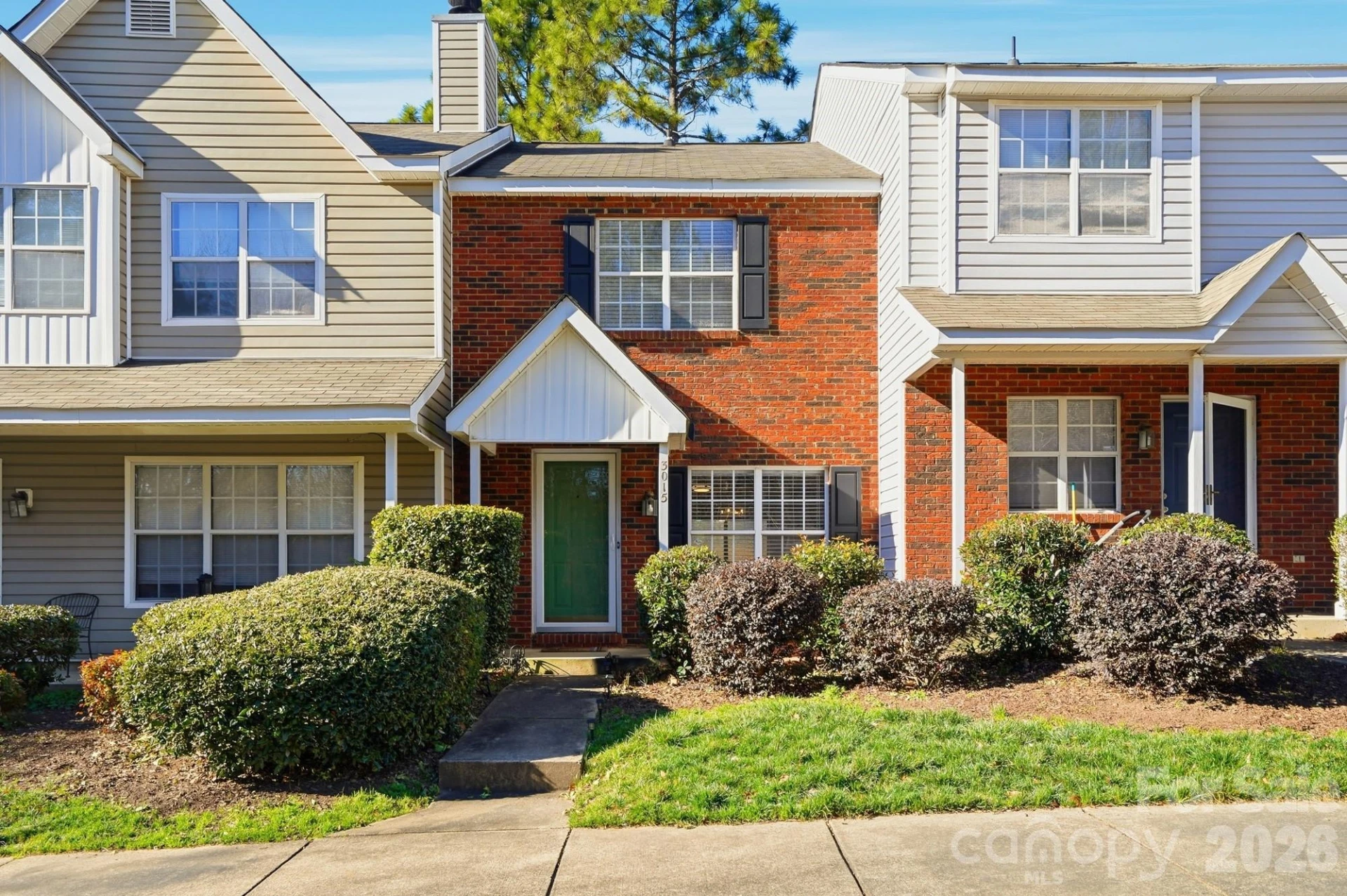 3015 Summercroft Lane