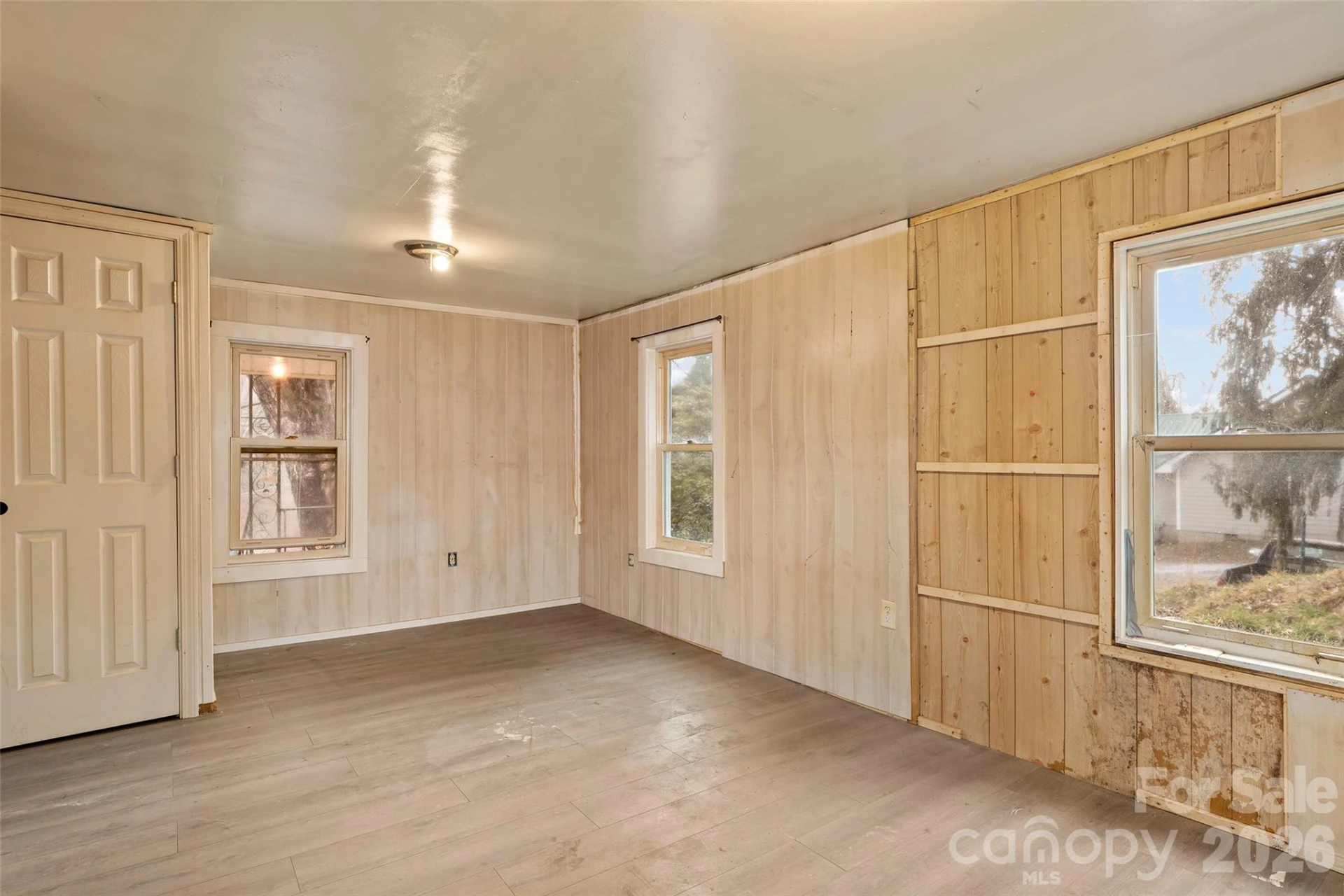 75 Travis Street - Photo 13