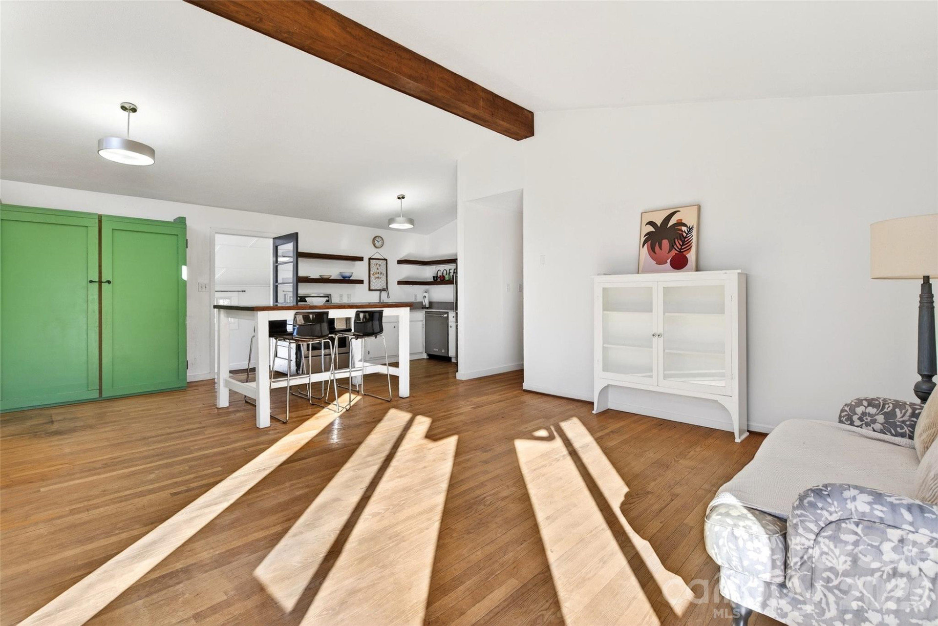 107 High Street - Photo 5