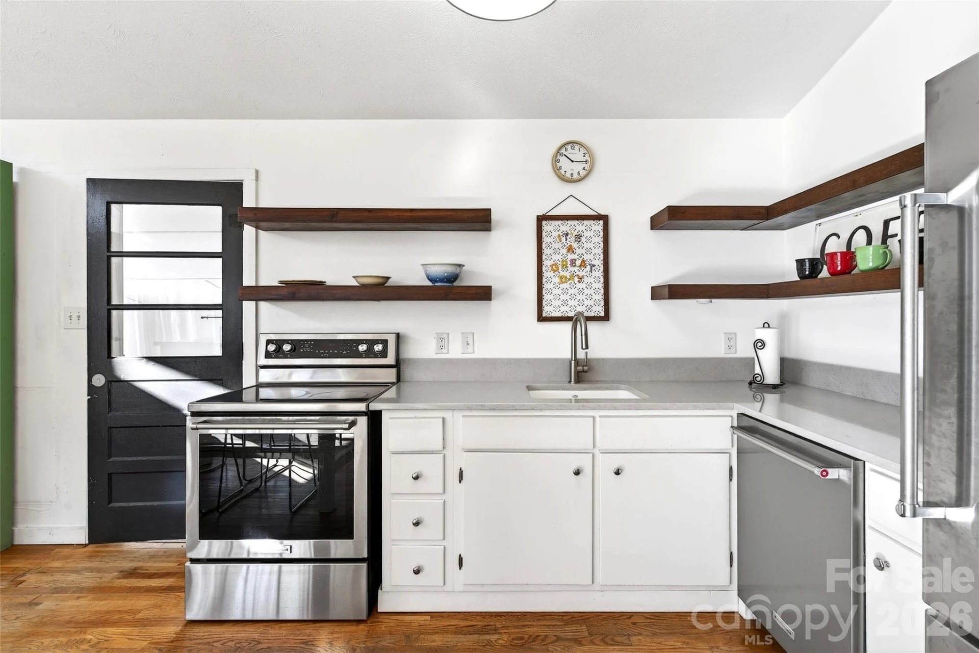 107 High Street - Photo 8