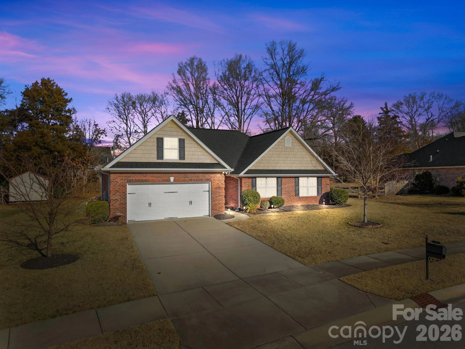 855 Juanita Drive