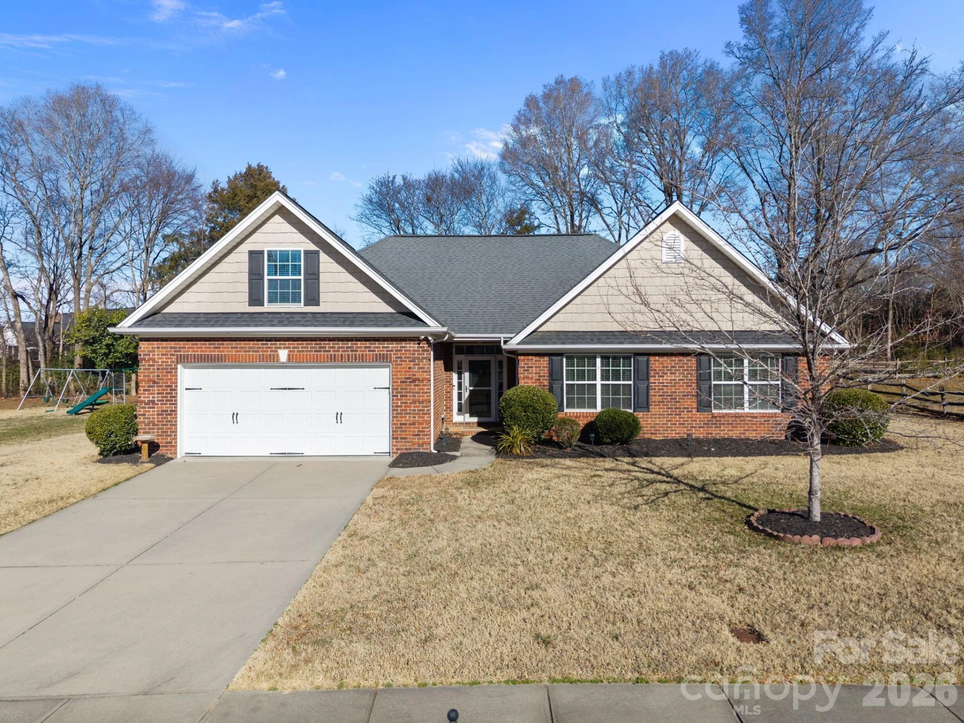 855 Juanita Drive - Photo 2