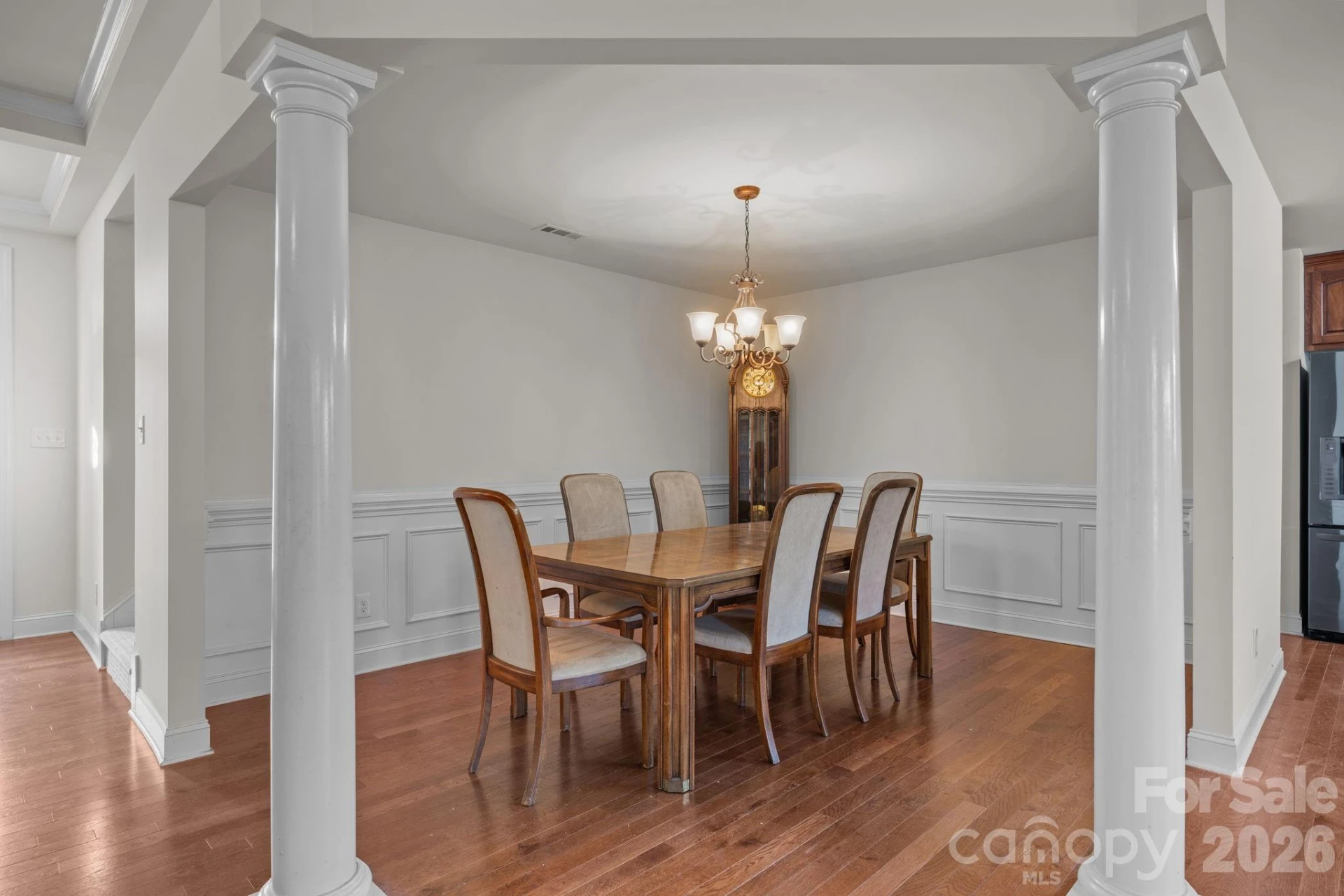 855 Juanita Drive - Photo 11