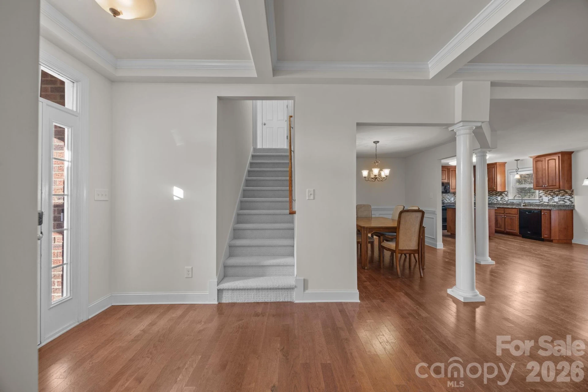 855 Juanita Drive - Photo 5