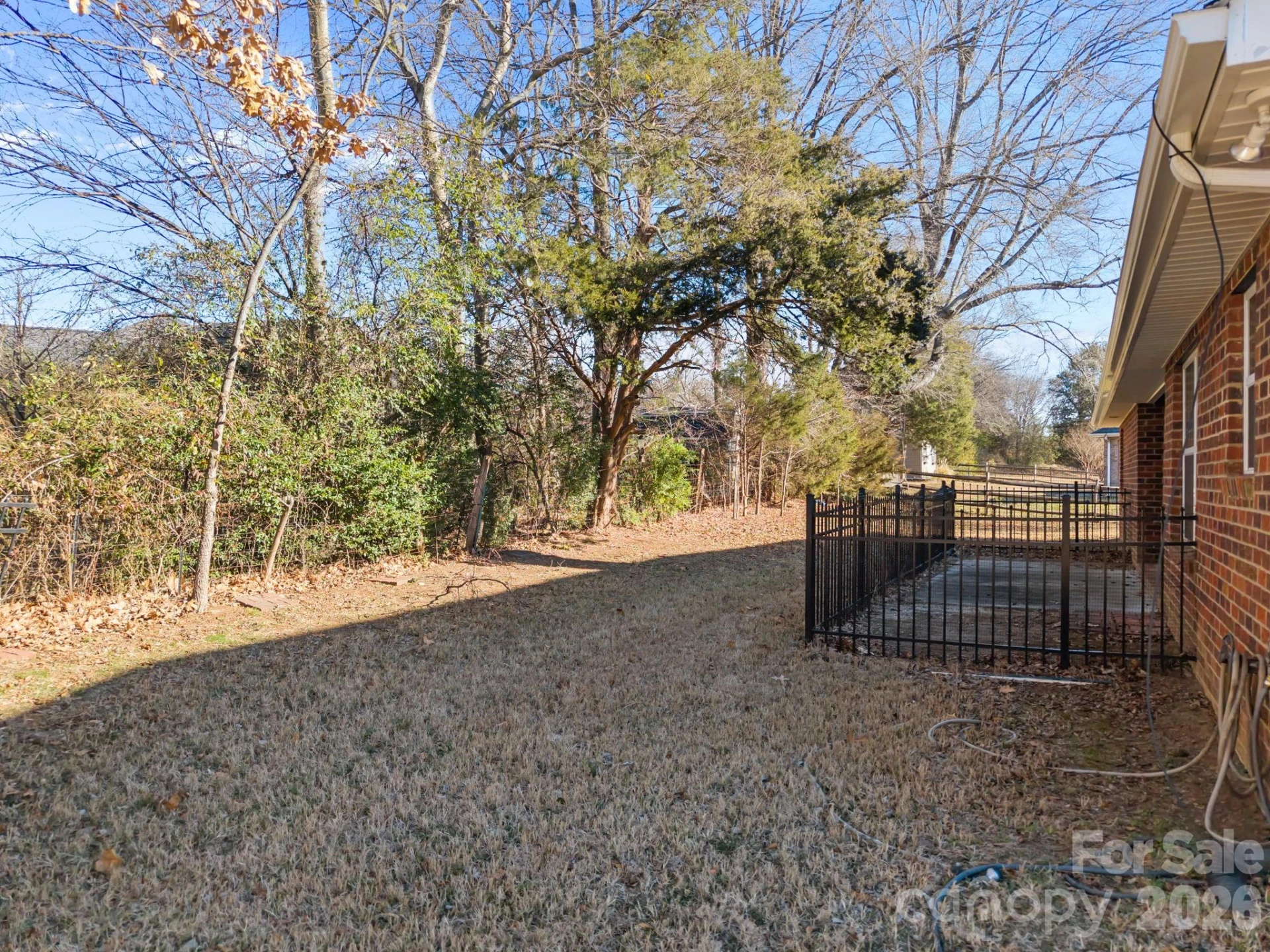 855 Juanita Drive - Photo 44
