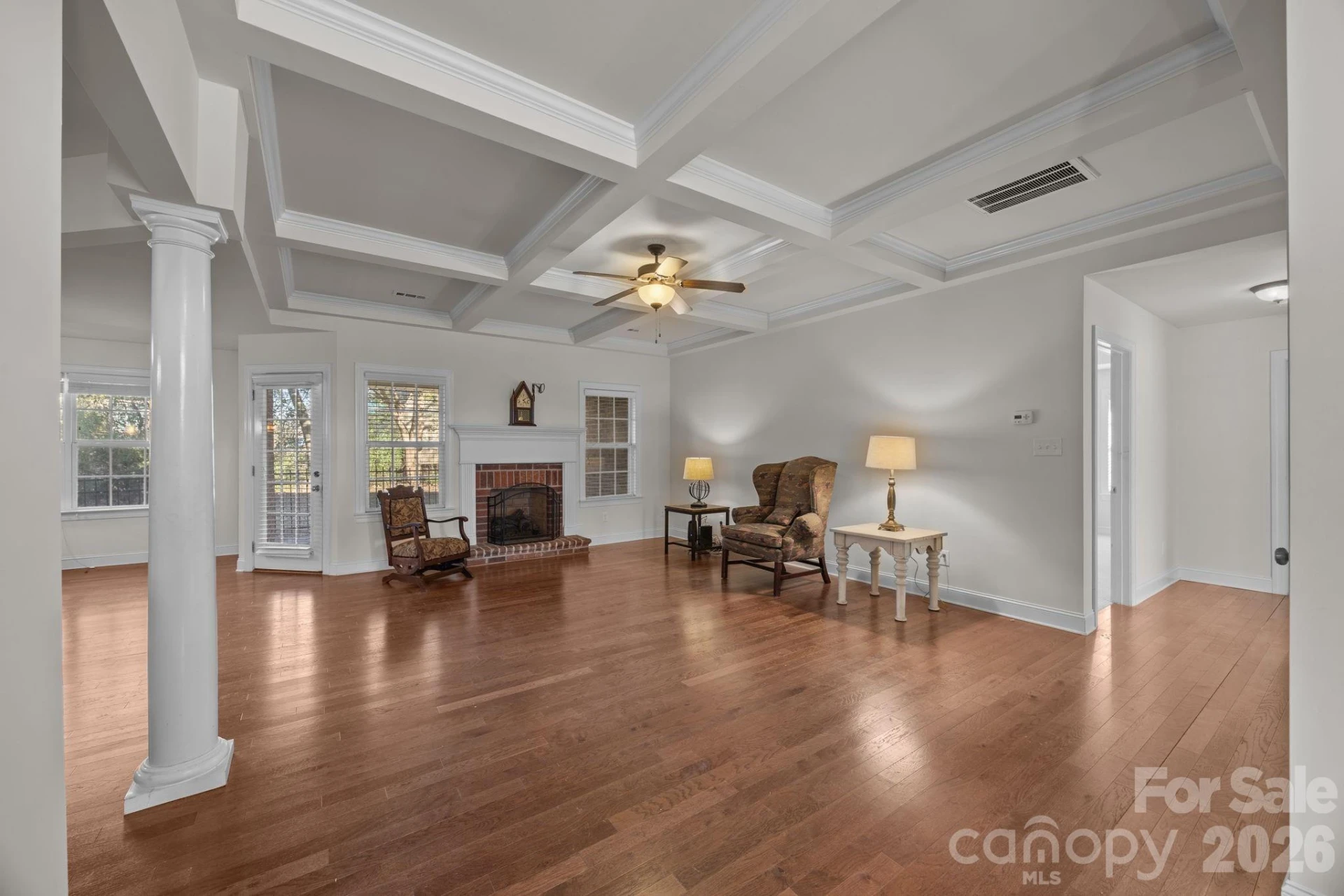 855 Juanita Drive - Photo 7