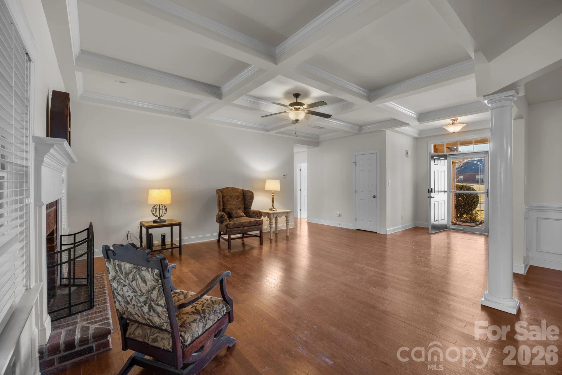 855 Juanita Drive - Photo 10