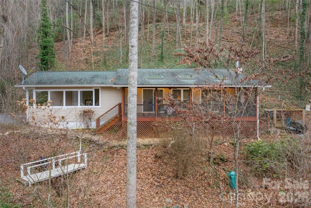 12 Bear Cove Lane, Bryson City, NC, 28713