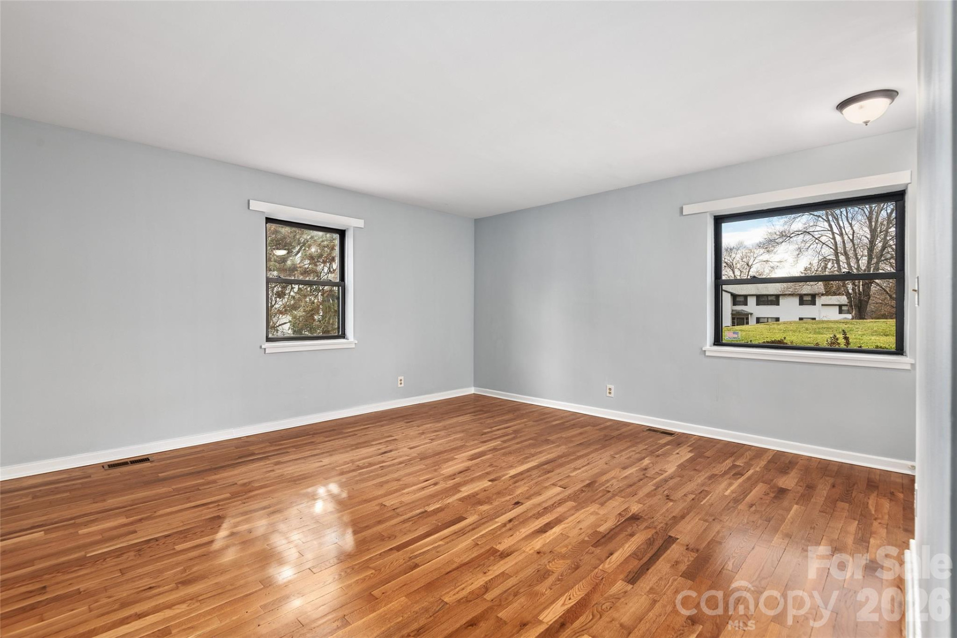 615 Biltmore Avenue #G2 - Photo 4