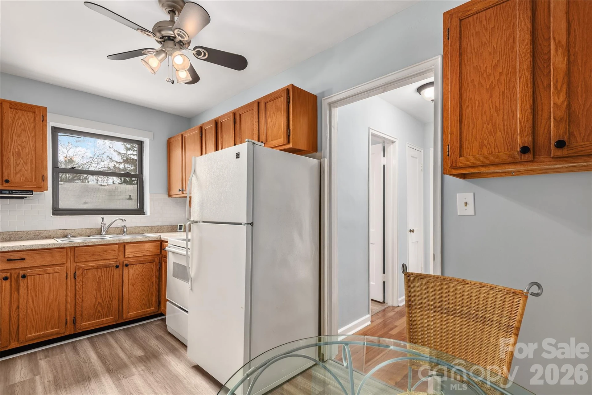 615 Biltmore Avenue #G2 - Photo 9