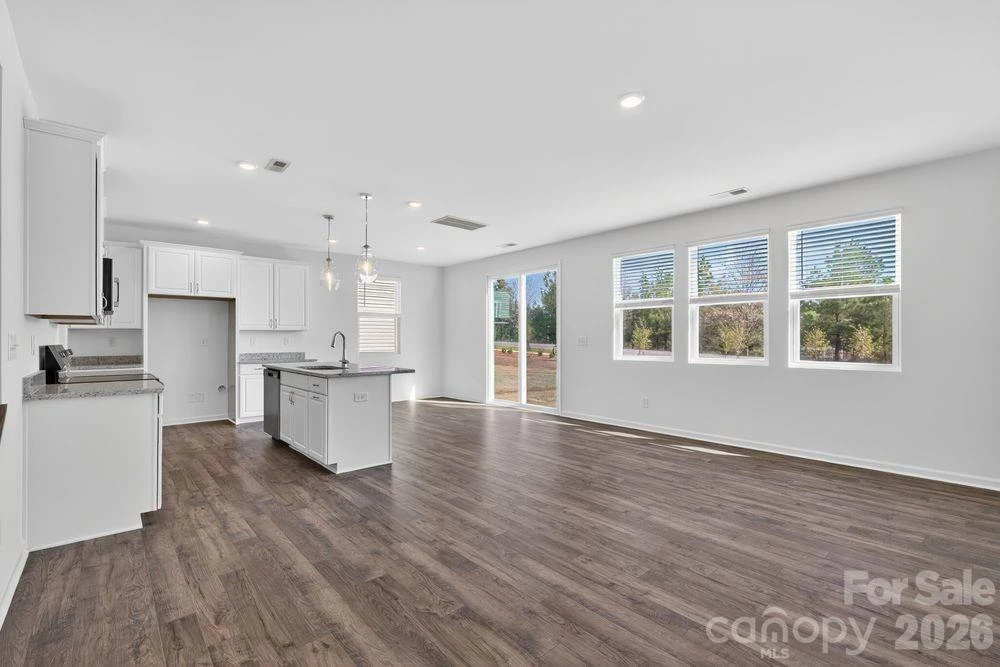 509 Silver Birch Court - Photo 8