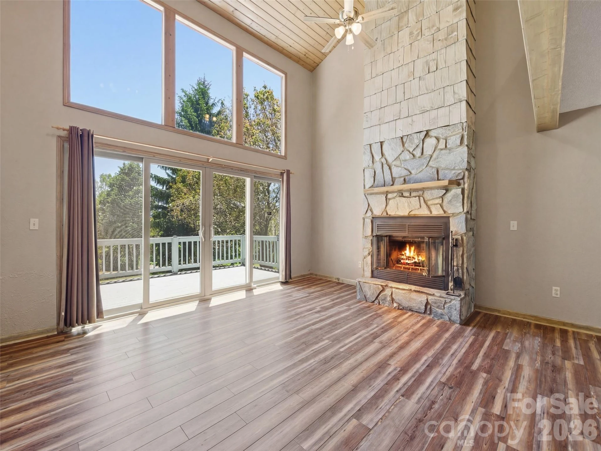 286 Pioneer Ridge Road - Photo 2