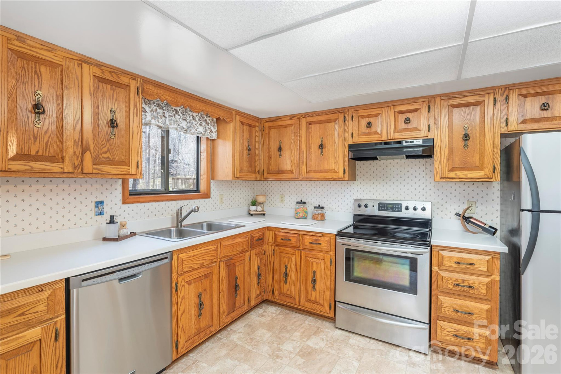 33 Ash Drive - Photo 3