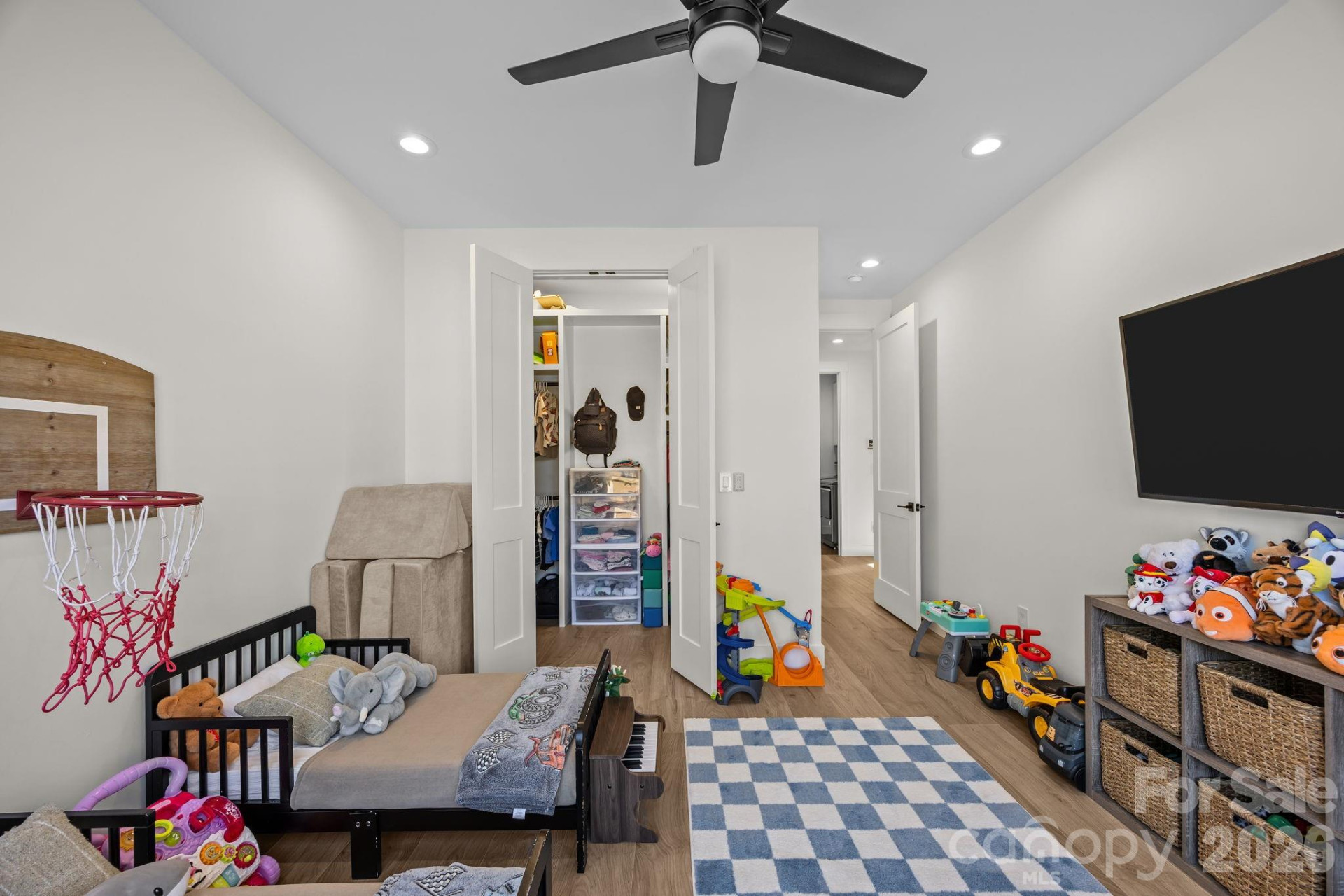 312 Avery Trail Drive - Photo 32