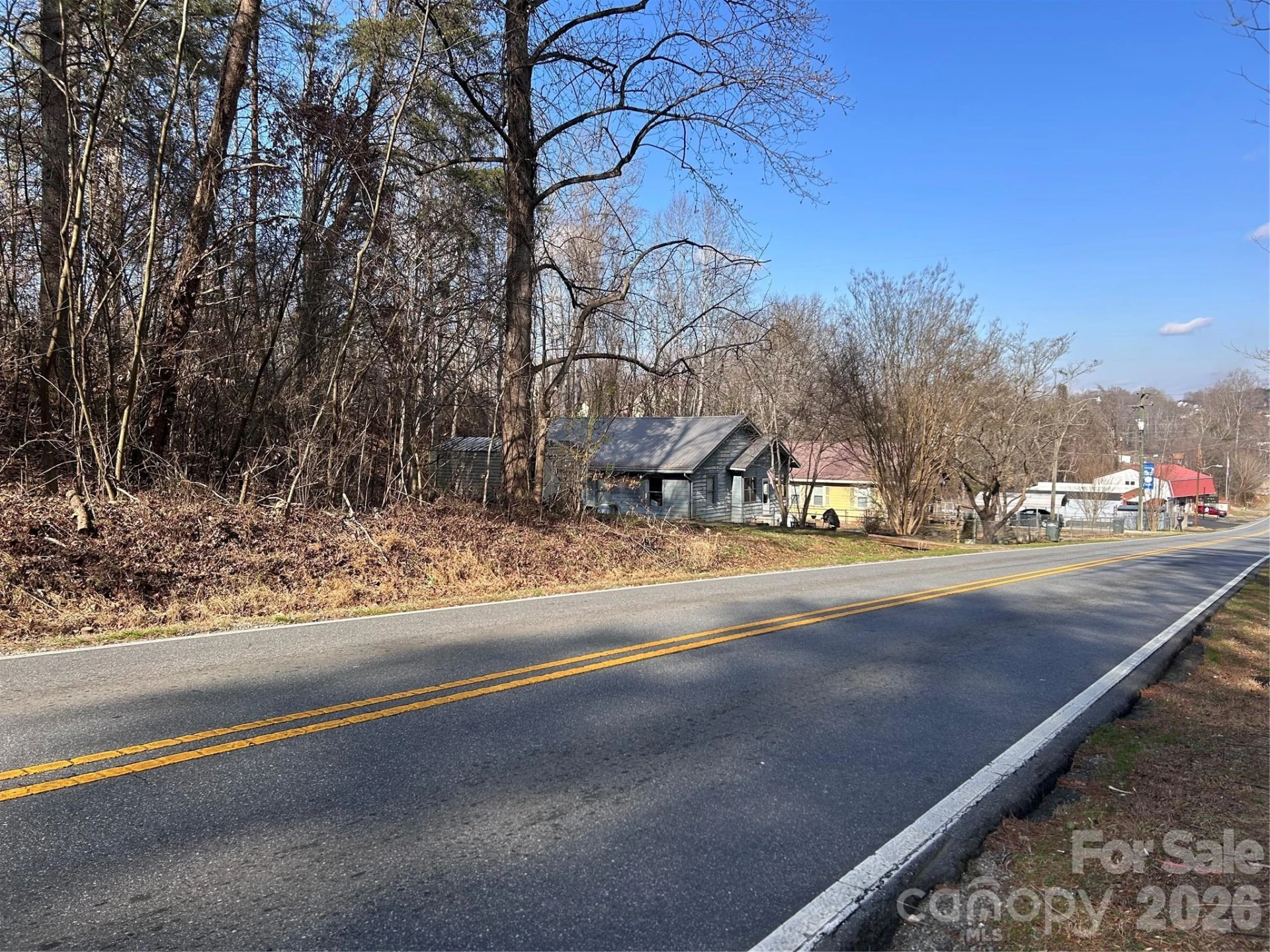303 Burke Street - Photo 3