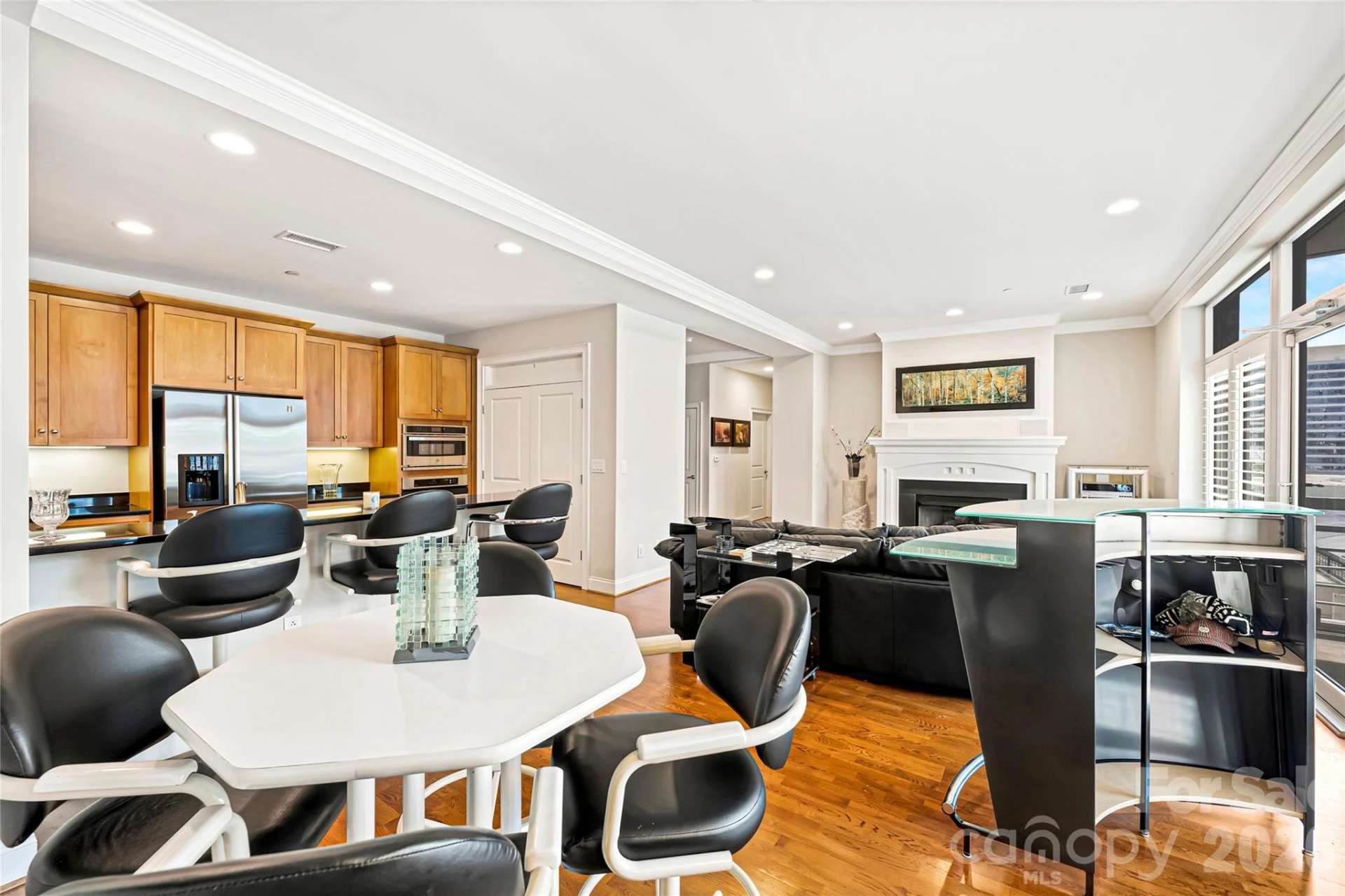 435 Tryon Street #703 - Photo 16