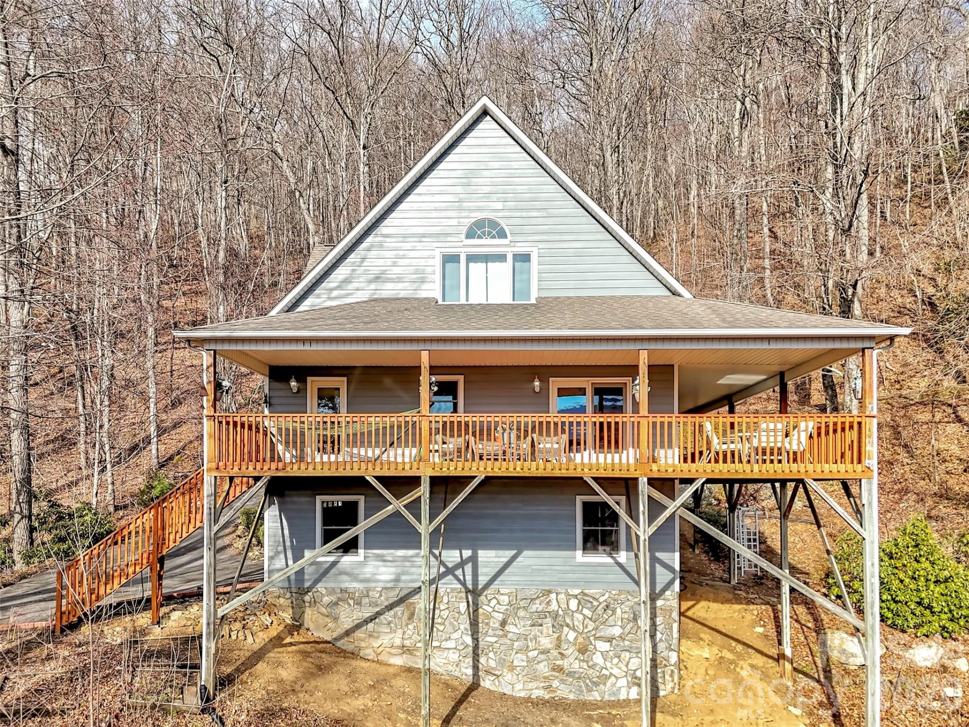 371 Falcon Ridge Drive - Photo 2