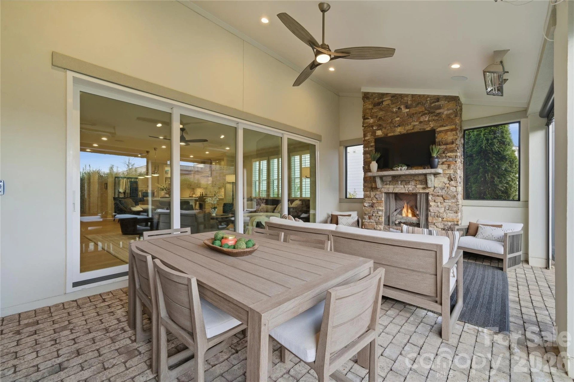 1016 Thatcher Way - Photo 23