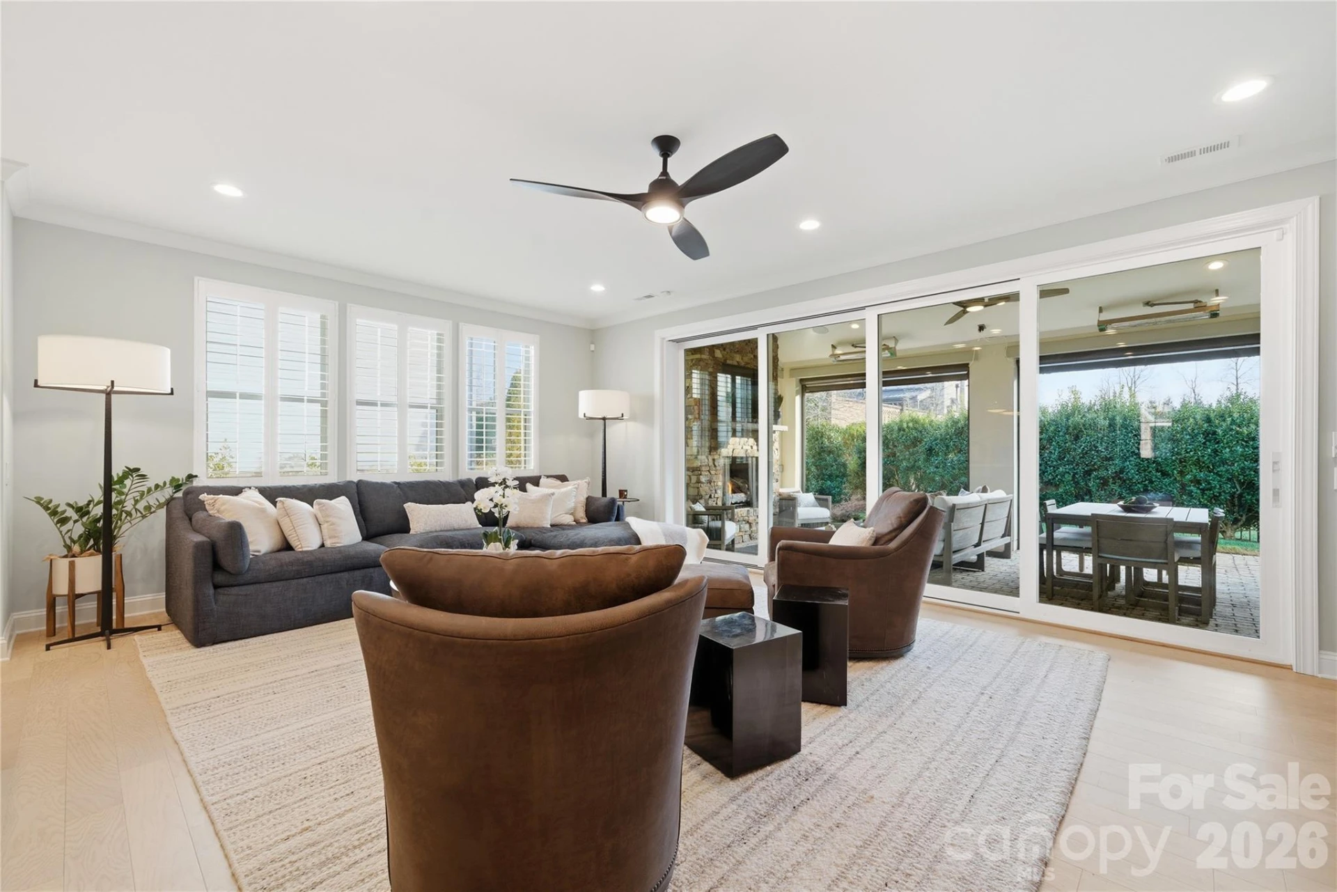 1016 Thatcher Way - Photo 4