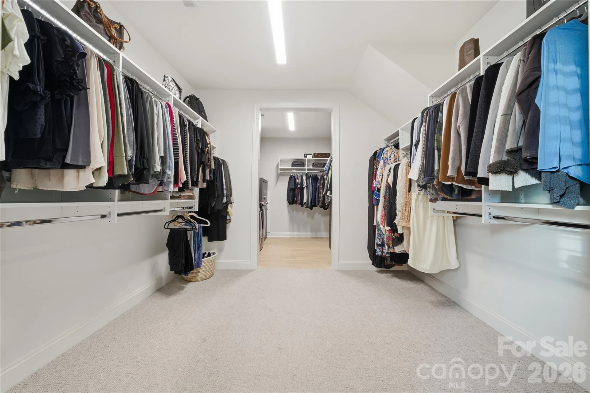 1016 Thatcher Way - Photo 32