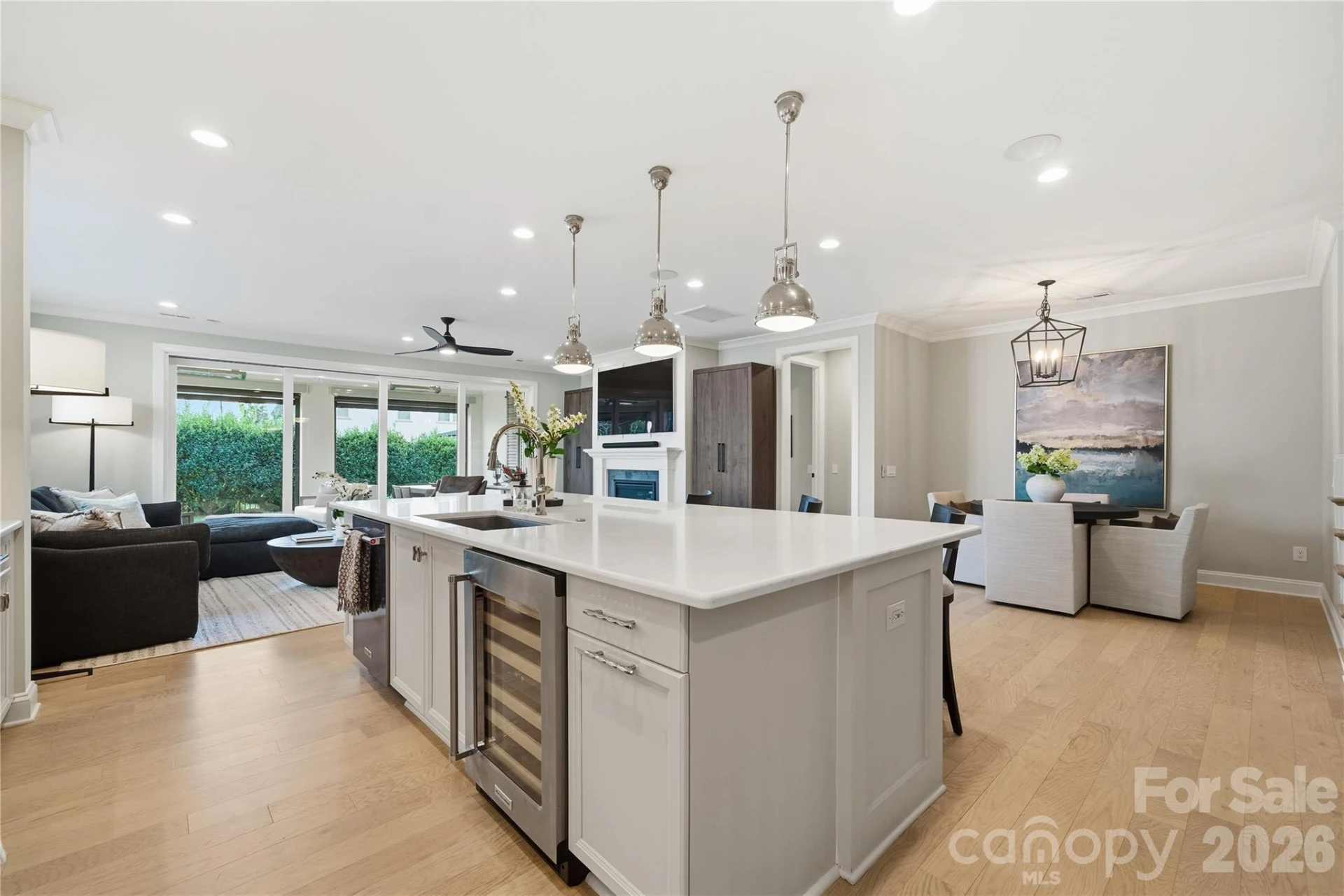 1016 Thatcher Way - Photo 10