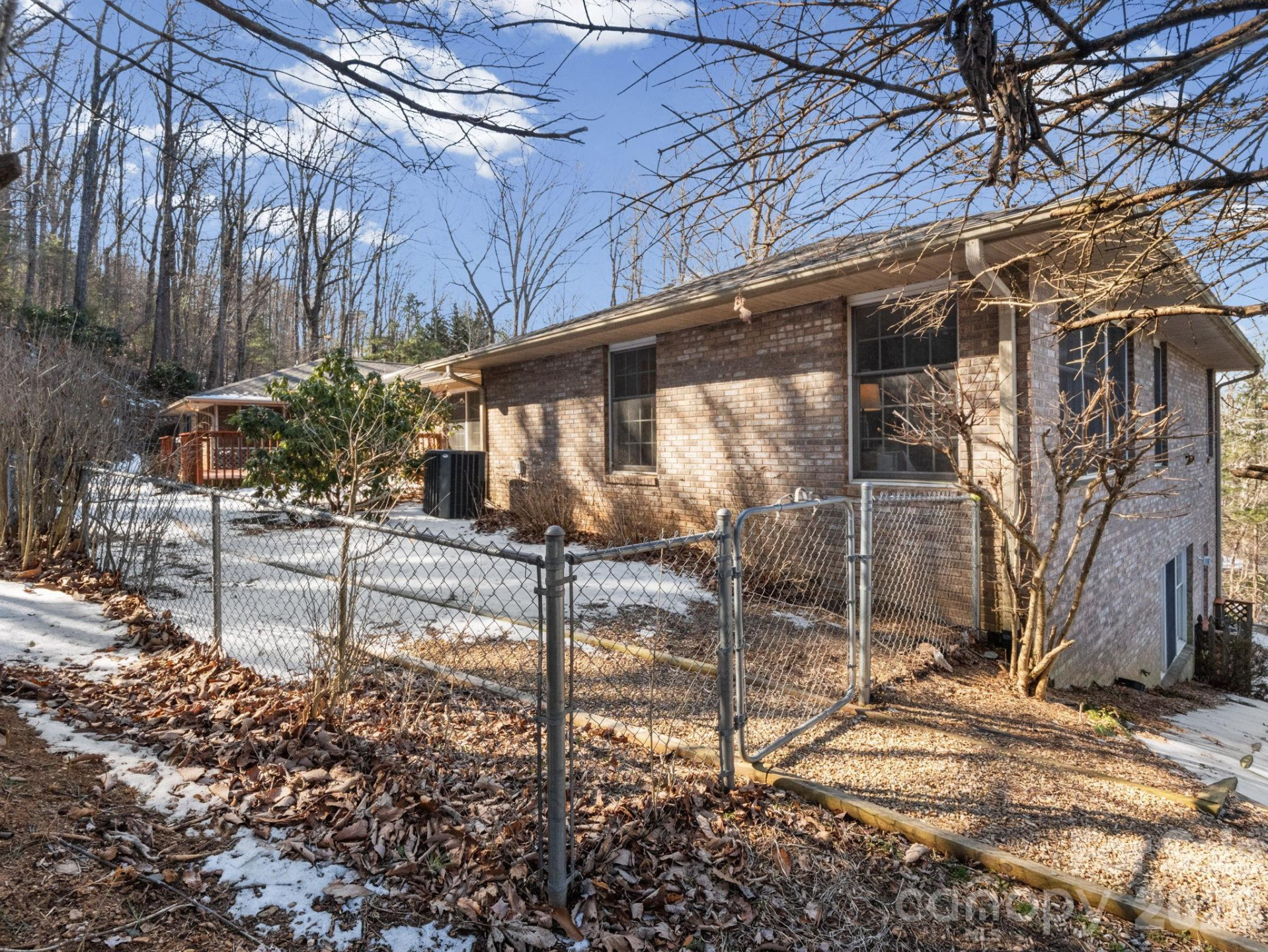 310 Claremont Drive - Photo 40