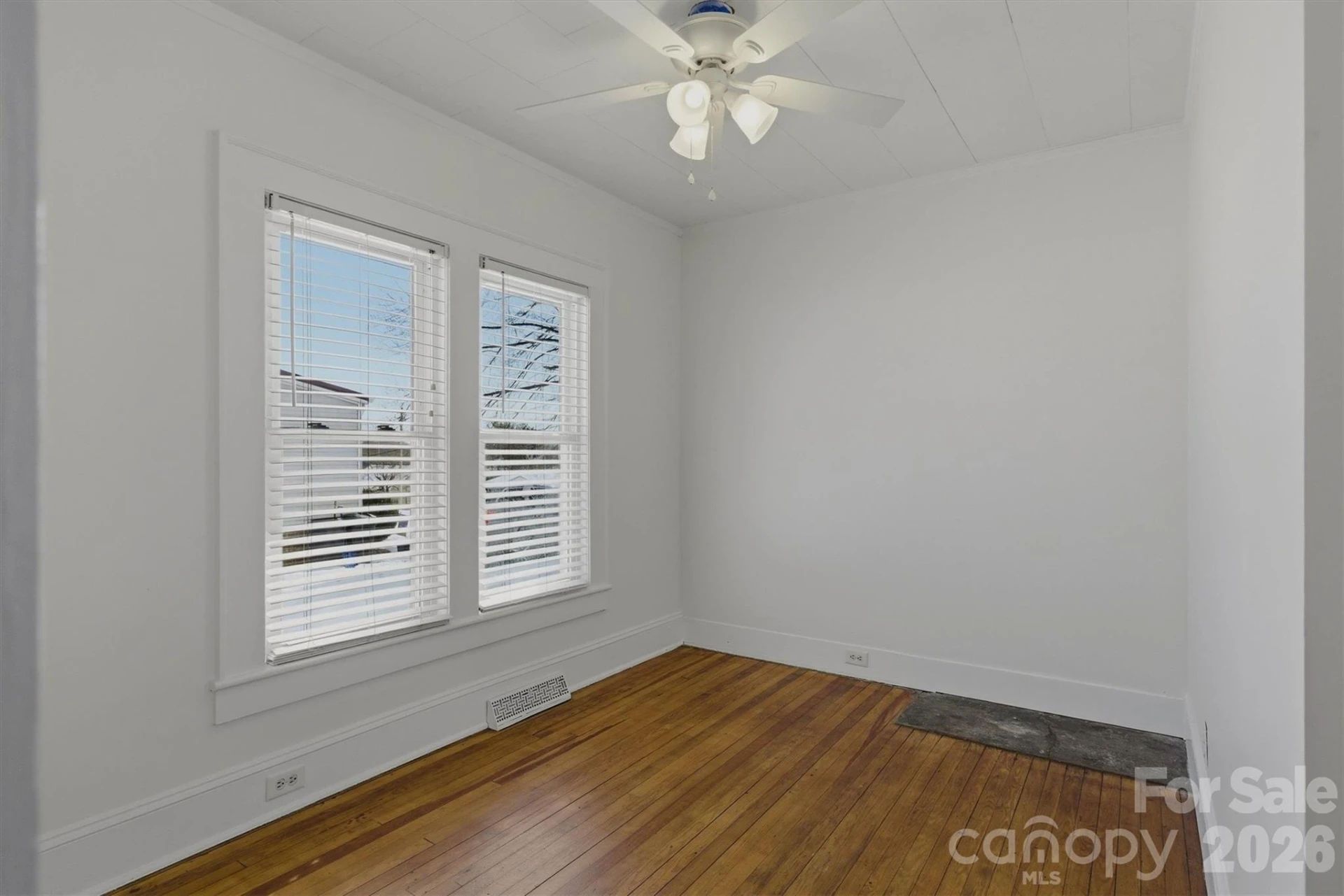 112 Myrtle Street - Photo 12