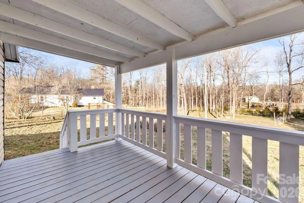4582 Burkemont Road - Photo 11
