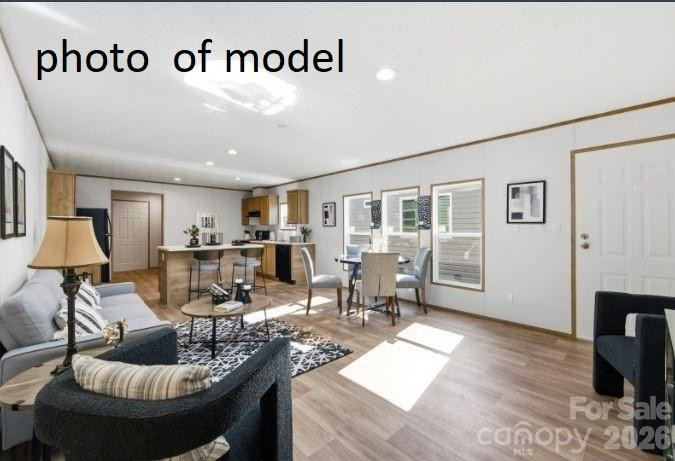 877 Biggerstaff Loop #E - Photo 3