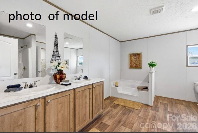 877 Biggerstaff Loop #E - Photo 10