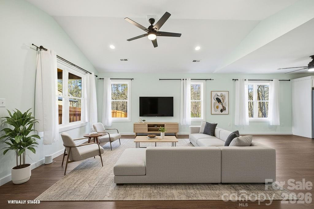 224 Walt Drive - Photo 3
