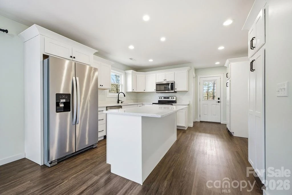 224 Walt Drive - Photo 5