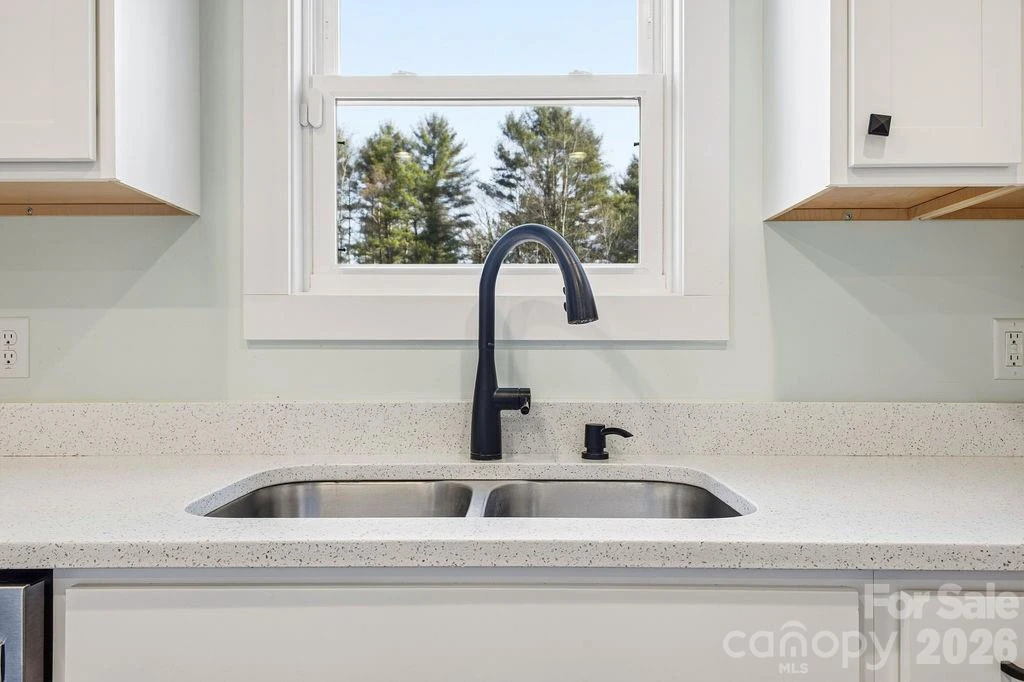 224 Walt Drive - Photo 8