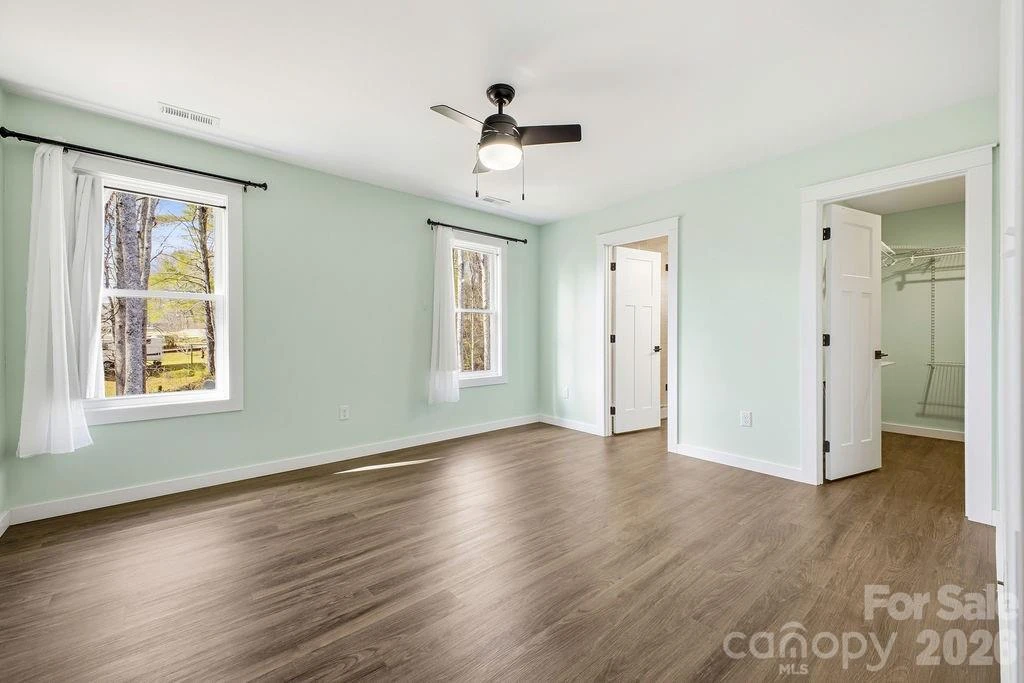 224 Walt Drive - Photo 10