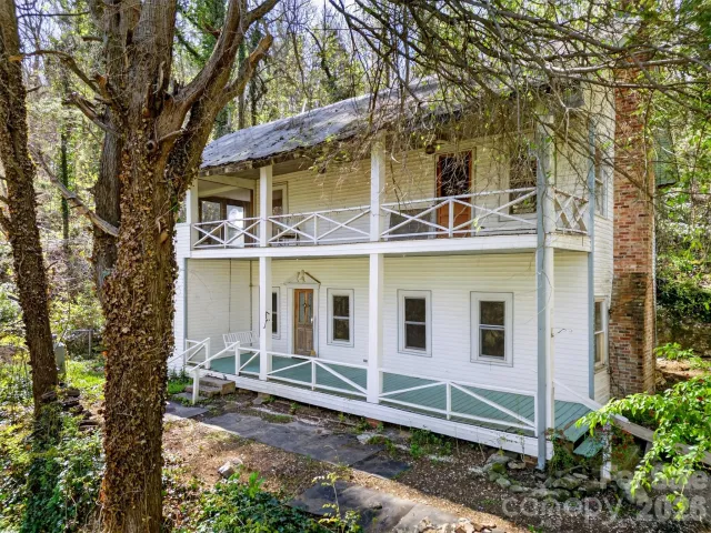 105 Poplar Street, Saluda, NC, 28733