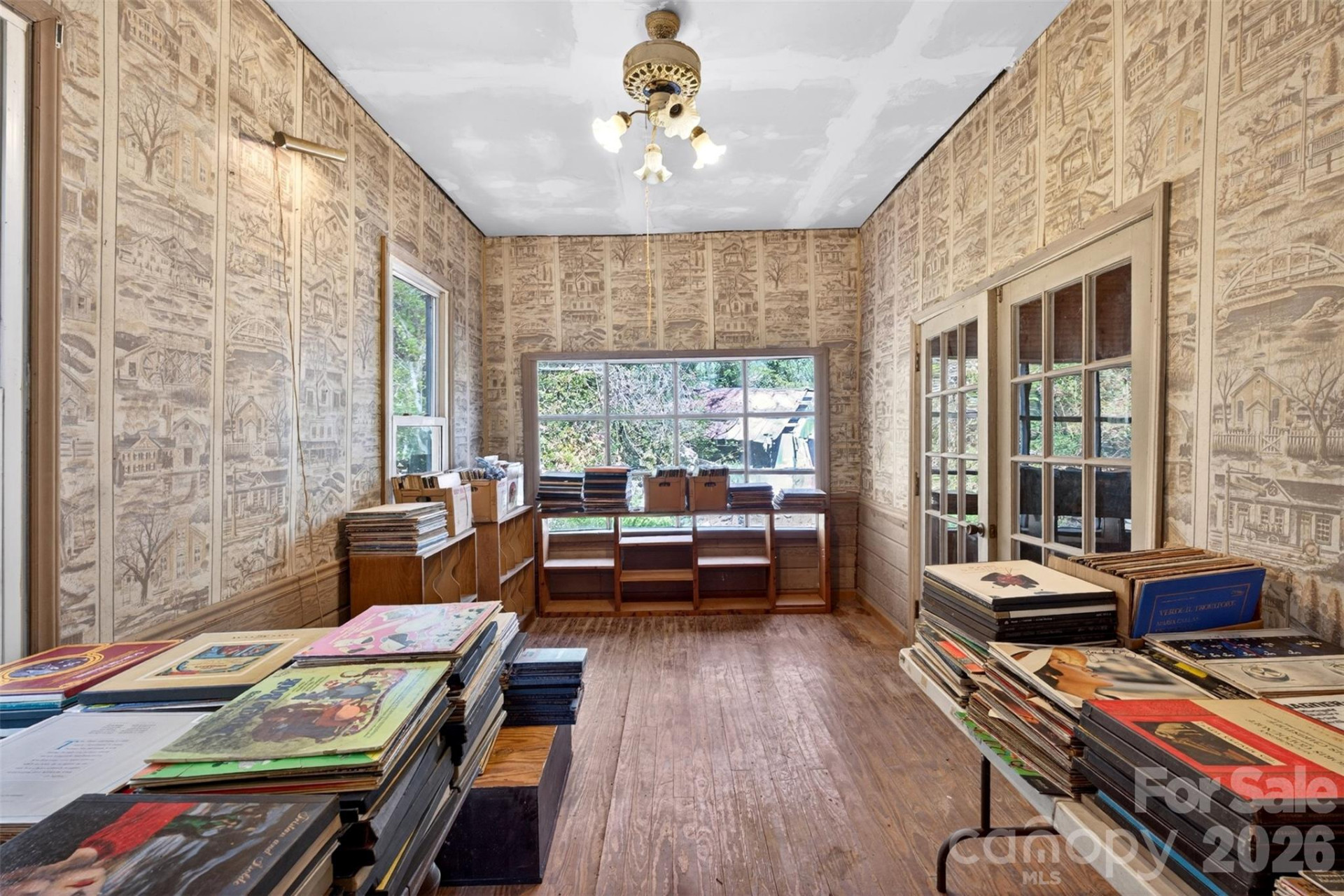 105 Poplar Street - Photo 10