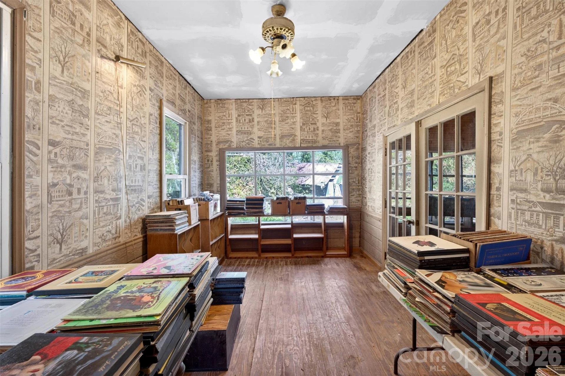 105 Poplar Street - Photo 10